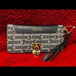 NWT JUICY COUTURE Wristlet